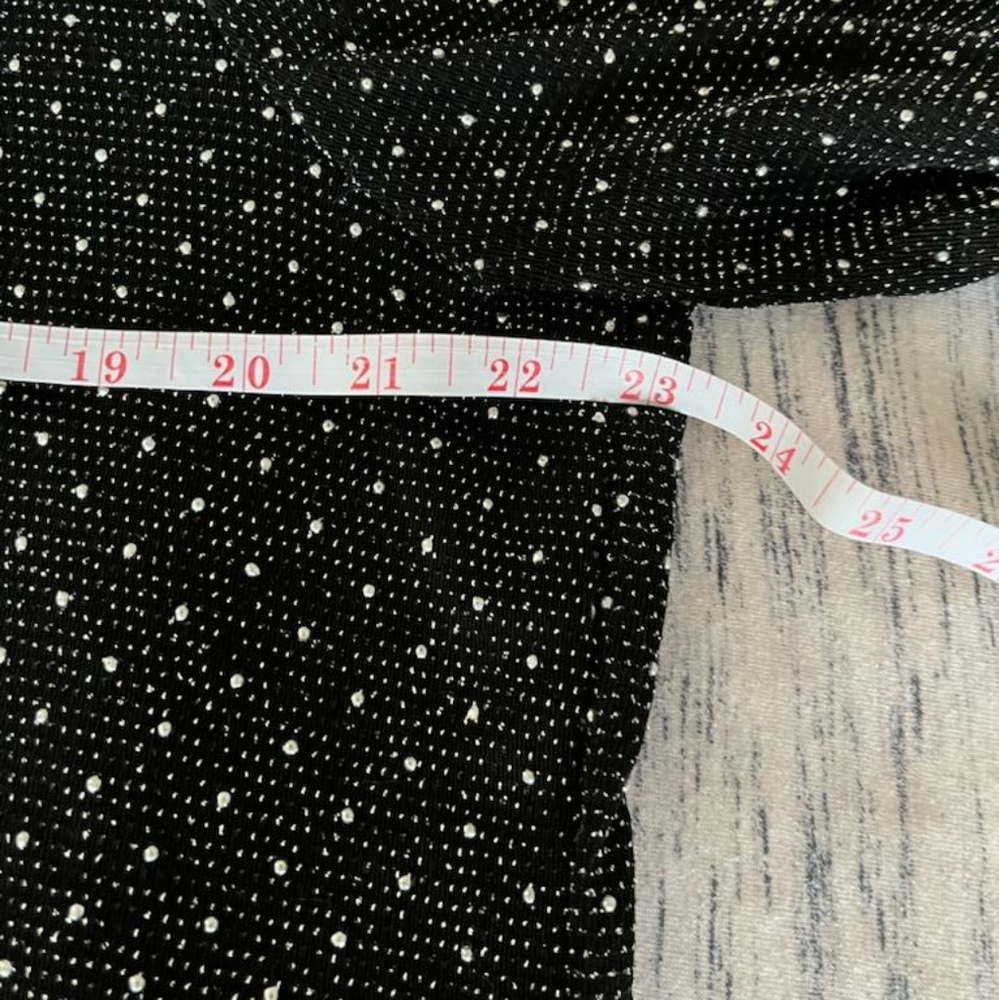 Women's plus size top - Picture 6 of 10